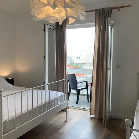 Maestral Apartment *