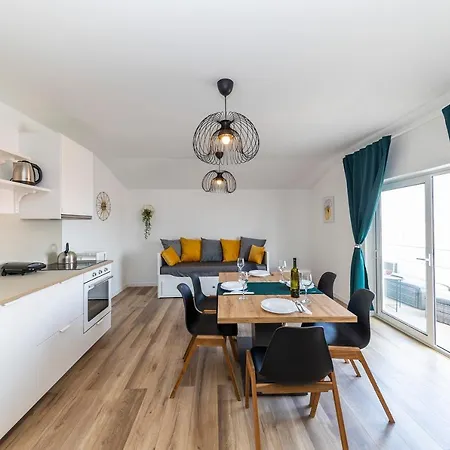 Apartman Maestral
